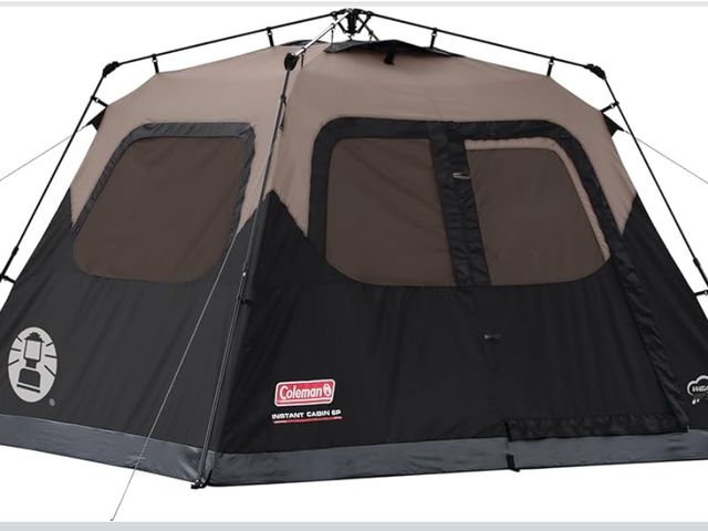 Lot 96-189990 - Appears to be Coleman 4/6/8/10 Person Instant Camping Tent with 1-Minute Setup, Large Family Tent wi...