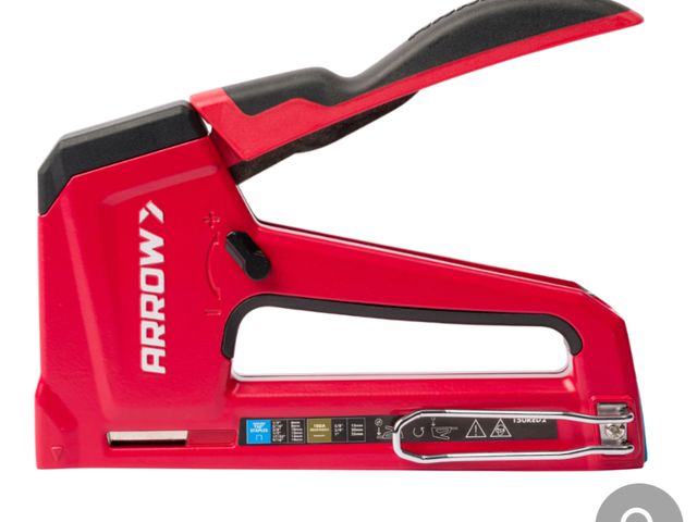 Lot 96-230542 - Arrow T50RED2 Heavy Duty Staple &amp; Brad Nail Gun Lightly used, tested, works. With staple pack.