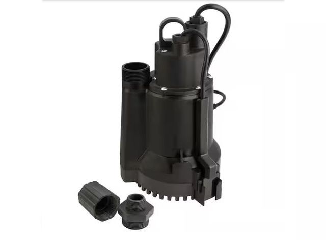 Lot 96-211112 - Everbilt 1/3 HP Automatic Utility Pump MSRP $149 appears lightly used