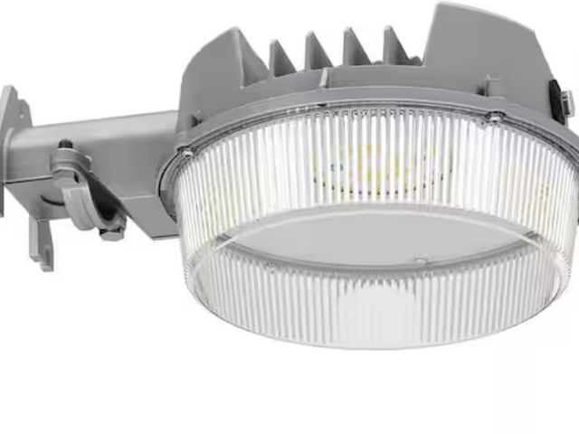 Lot 96-162631 - HALO
ALB 250-Watt Equivalent Integrated LED Gray Dusk to Dawn Area Light, 4000K

New