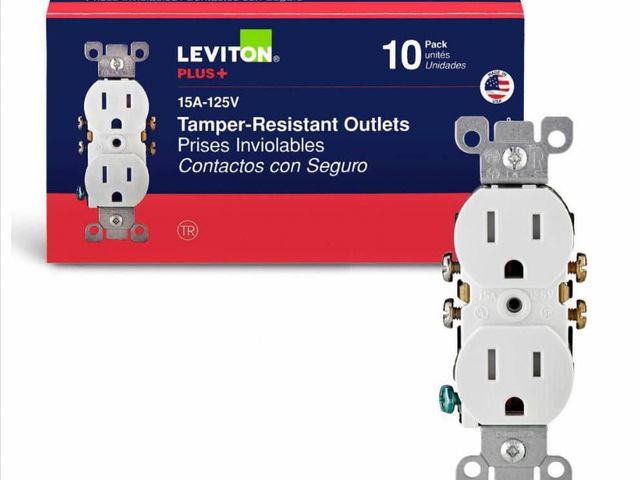 Lot 96-163846 - Leviton 15 Amp 125 V Tamper Resistant Duplex Outlet/Receptacle, White
(10-Pack) T5320-WMP
New