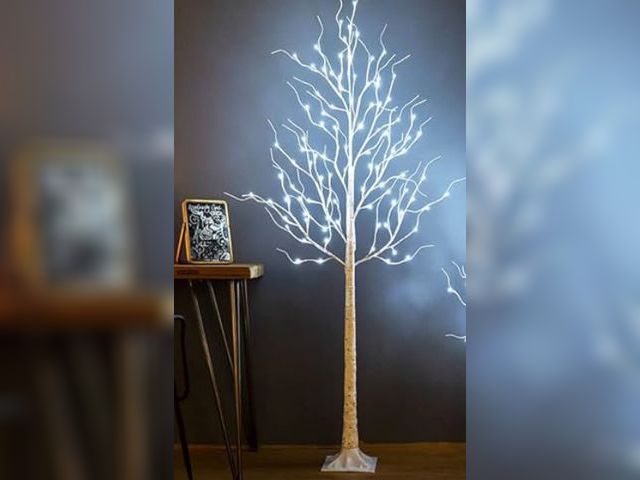 Lot 96-164382 - Lighted Birch Tree
New. Actual item may vary slightly from stock photo
