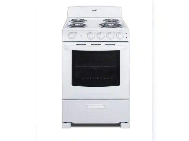Lot 96-164712 - Summit Appliance
24 in. 2.9 cu. ft. Electric Range in White
New 
Msrp $655.00