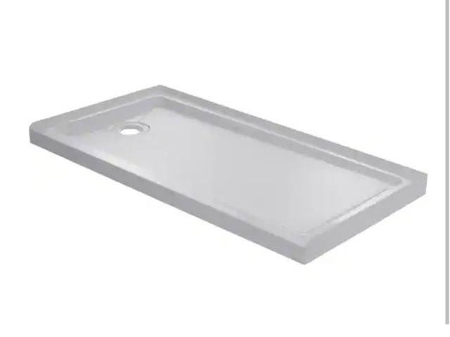 Lot 96-226910 - CRAFT + MAIN 60 in. L x 32 in. W Single Threshold Alcove Shower Pan with Left Drain in White New MSR...