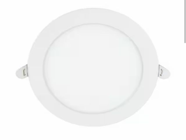 Lot 96-162723 - Philips 
LED 6 in. 60-Watt Equivalent Slim Canless Recessed Light 5CCT (1-Pack) new