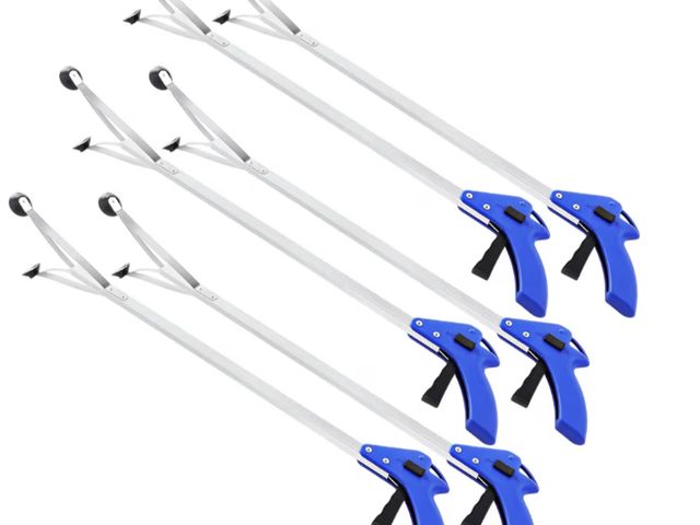 Lot 96-181610 - Meanplan 12 Pieces Suction Cup Reacher Grabber Tool 32 Inch Long Handle Trash Picker Grabber Pick up...