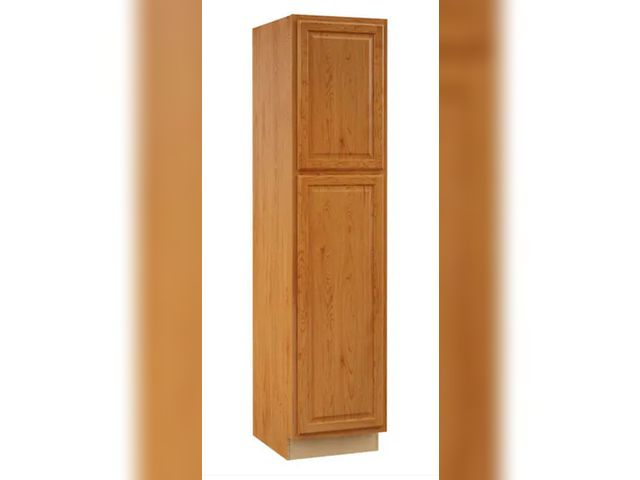 Lot 96-216 - Hampton Bay
Hampton 18 in. W x 24 in. D x 84 in. H Assembled Pantry Kitchen Cabinet in Medium Oak
Un...