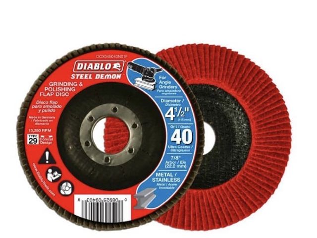 Lot 96-222305 - DIABLO
4-1/2 in. 40-Grit Steel Demon
Grinding and Polishing Flap Disc with Type 29 Conical Design (5...