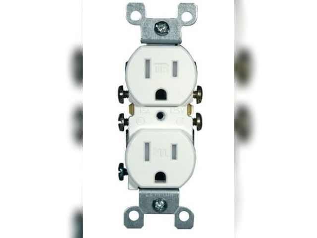 Lot 96-164804 - Leviton 15A 125V White Nema Grounded Duplex Outlet Receptacle 10Pk Unused, 2 missing