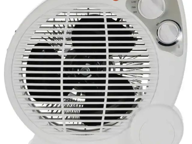 Lot 96-181768 - Pelonis
1500-Watt Electric Fan Forced Portable Heater
Appears Lightly Used Untested