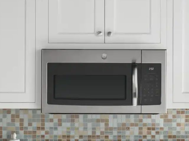 Lot 96-182036 - GE
1.6 cu. ft. Over-the-Range Microwave in Stainless Steel
New,but has box damage &amp; underneath i...