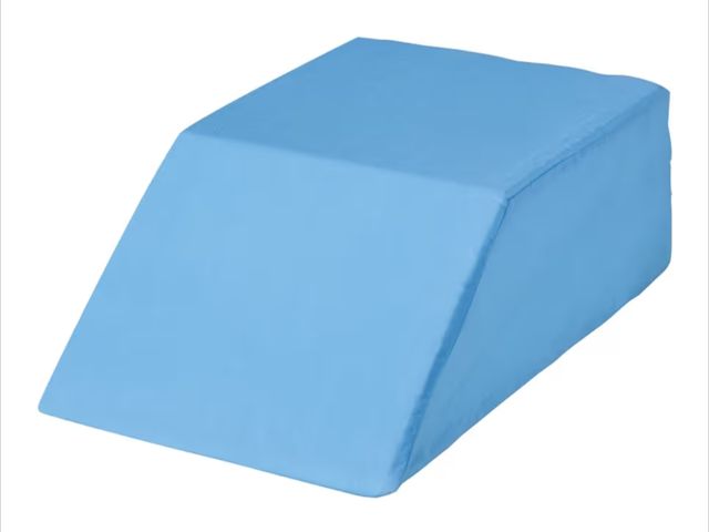 Lot 96-179034 - Fox Valley Traders Leg Lift Wedge Pillow New