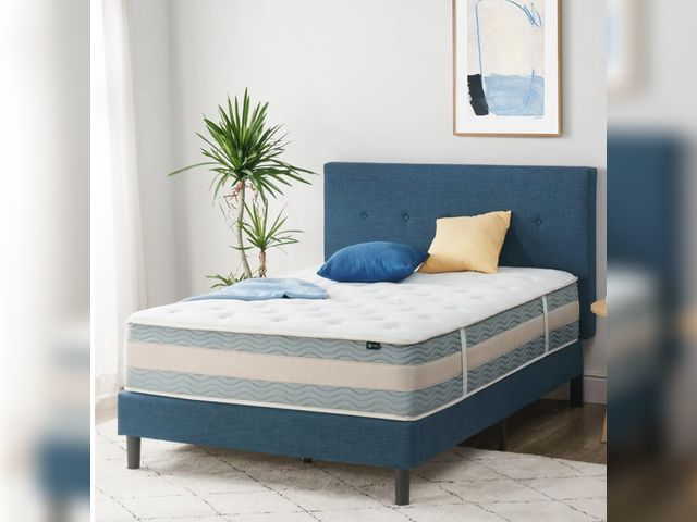 Lot 96-166009 - ZINUS 12 Inch Cooling Comfort Support Hybrid Mattress [New Version], Queen, Fiberglass Free, Medium ...