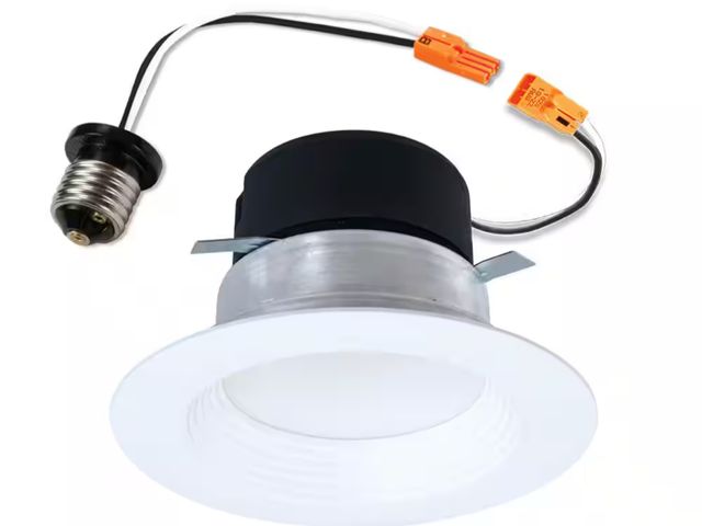 Lot 96-163256 - HALO
LT 4 in. Selectable 5CCT IC Rated Indoor Integrated LED Recessed Light w/ Baffle Trim, 600 Lume...
