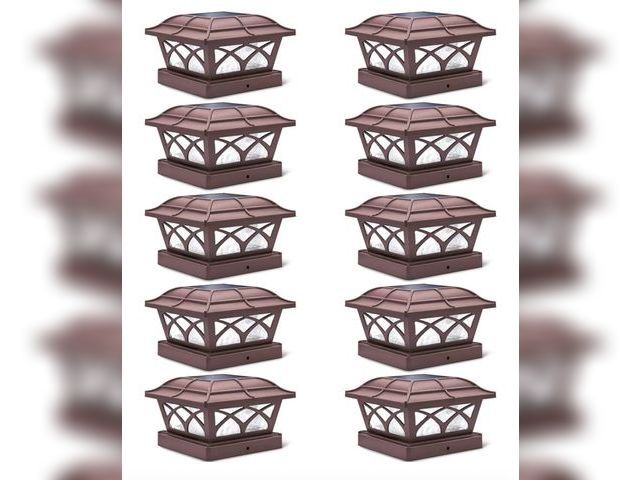 Lot 96-171310 - SIEDiNLAR Solar Post Cap Lights Outdoor Glass 2 Color Modes 8 LEDs for 4x4 5x5 6x6 Wooden Vinyl Post...
