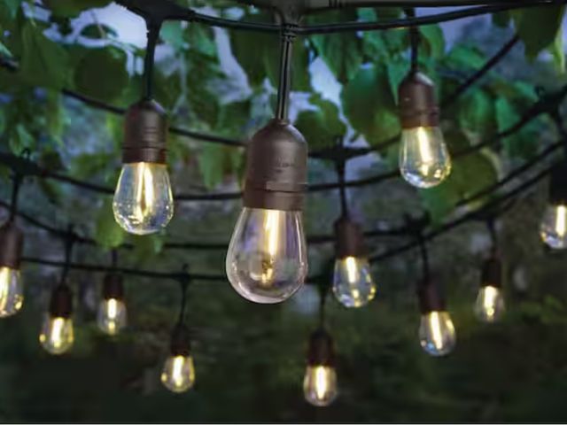Lot 96-162835 - Hampton Bay
24-Light 48 ft. Plug-in Indoor/Outdoor Edison Patio String Light with S14 Single Filamen...