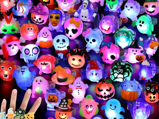Lot 96-181616 - Halloween Treats Toys Bulk Light Up Rings Gifts Halloween Party Favors for Kids Flashing LED Glow In...