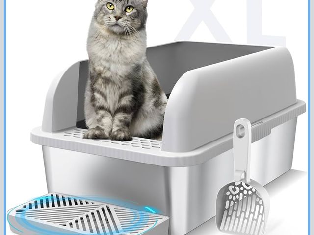 Lot 96-190360 - Enclosed Stainless Steel Cat Litter Box with Lid Extra Large Litter Box for Big Cats XL Metal Litter...