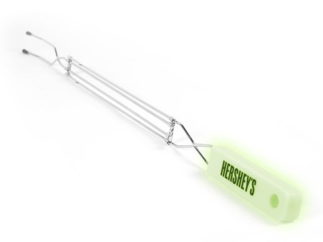 Lot 96-180703 - Hershey's Steel 2-Prong Fork
Unused.