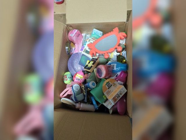 Lot 96-178143 - Mixed Box of Overstock Target Items New