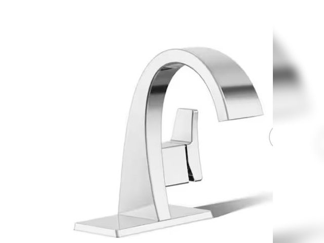 Lot 96-198258 - KOHLER
Katun Single Hole Single-Handle Bathroom Faucet in Polished Chrome
New