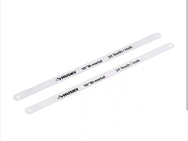 Lot 96-165364 - Husky Close Quarters Hacksaw Replacement Blades (2-Pack) New