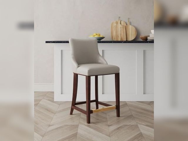 Lot 99-810125805516 - MANHATTAN COMFORT Shubert Faux Leather Upholstered Counter Stool, Light Gray