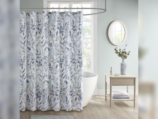 Lot 99-100085 - New Madison Park Essentials Thelma Botanical Printed Shower Curtain Give your shower a stylish updat...
