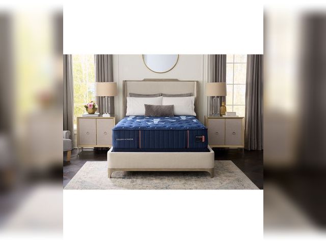 Lot 99-499 - Stearns &amp; Foster Lux Estate 14.5" Ultra Firm Tight Top King Mattress Stearns &amp; Foster Lux Es...