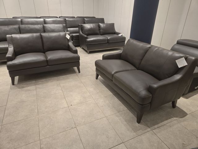 Lot 99-19 - New Set of 2 Jazaria 59 Modern Leather Loveseat, Created for Macy's - Aspen Brown Leather Love Seat ...