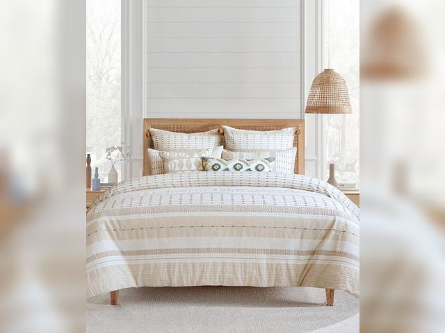 Lot 99-100084 - New Levtex Home Pickford Comforter Set with Shams, Beige Khaki Create a picture perfect look and fee...