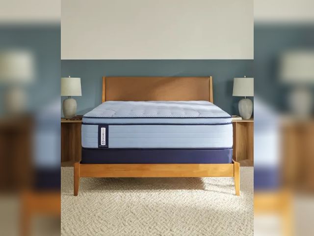 Lot 99-11046 - New Sealy Posturepedic King Seafield 14" Medium Euro Pillowtop Mattress - King Medium Product detail...